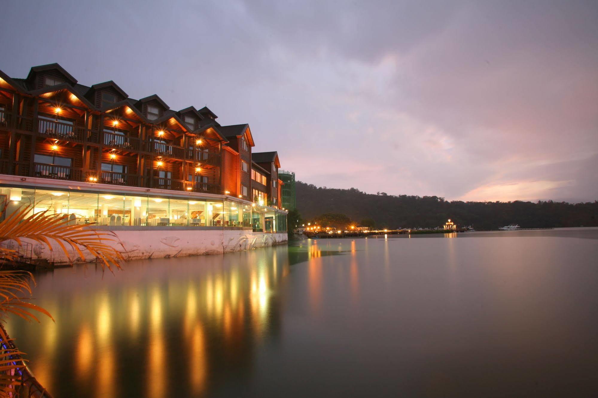 The Richforest Hotel- Sun Moon Lake Ючи Екстериор снимка